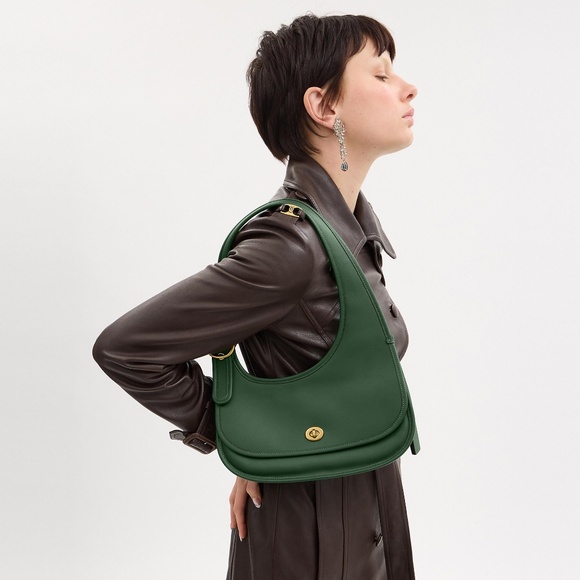 Coach Cashin Carry Crescent Bag - Hunter Green - Picture 2 of 3